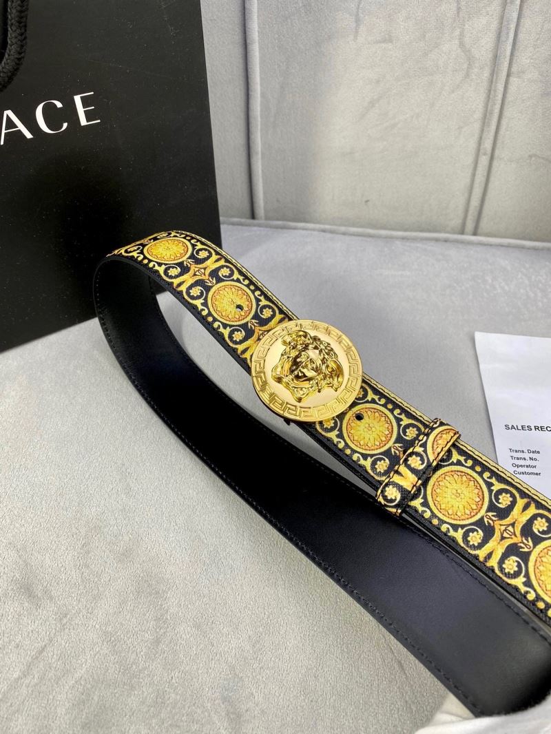 VERSACE